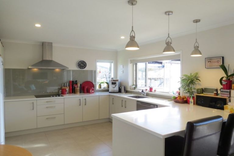 Photo of property in 37 Mary-ellen Place, Coromandel, 3506