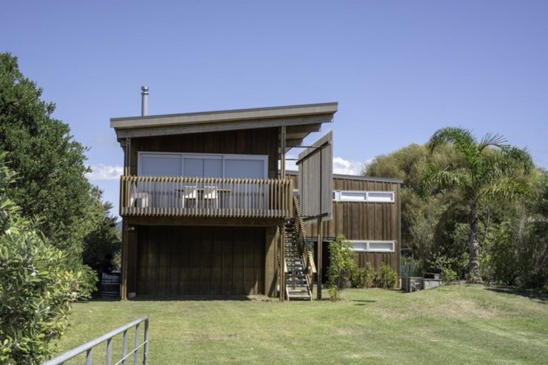 Photo of property in 744 Whangaruru North Road, Whangaruru, Russell, 0184