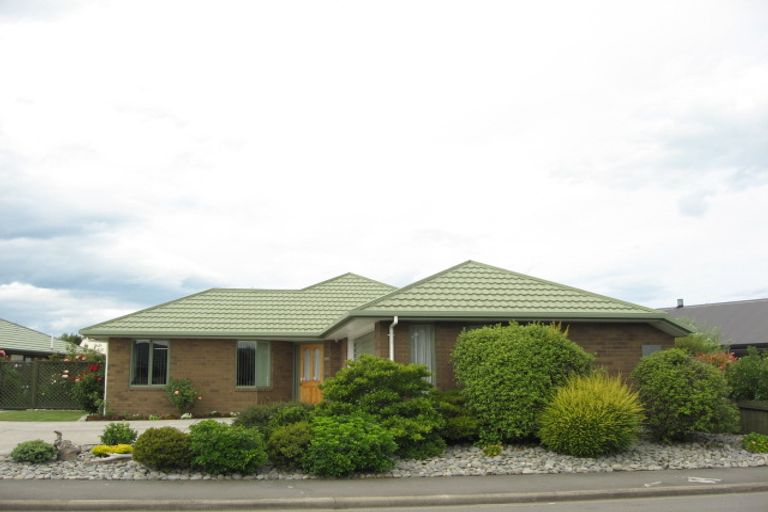 Photo of property in 21 Thistledown Place, Woolston, Christchurch, 8062