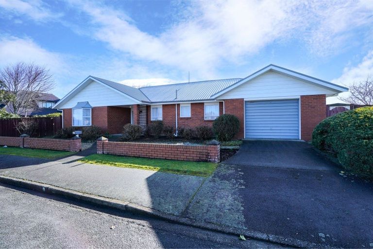 Photo of property in 12 Moana Street, Rosedale, Invercargill, 9810