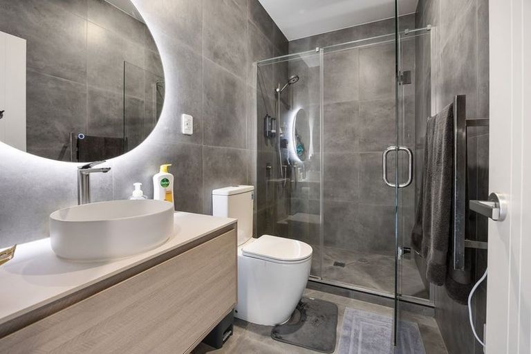 Photo of property in 6/34 Lincoln Park Avenue, Massey, Auckland, 0614