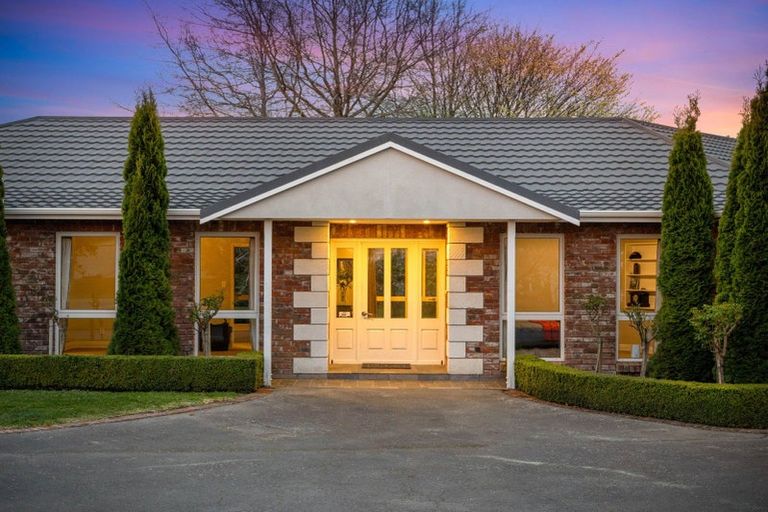 Photo of property in 86 Stanleys Road, Harewood, Christchurch, 8051