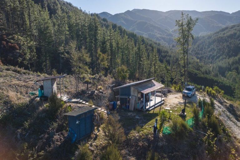 Photo of property in 990 Motueka River West Bank Road, Motueka Valley, Motueka, 7196