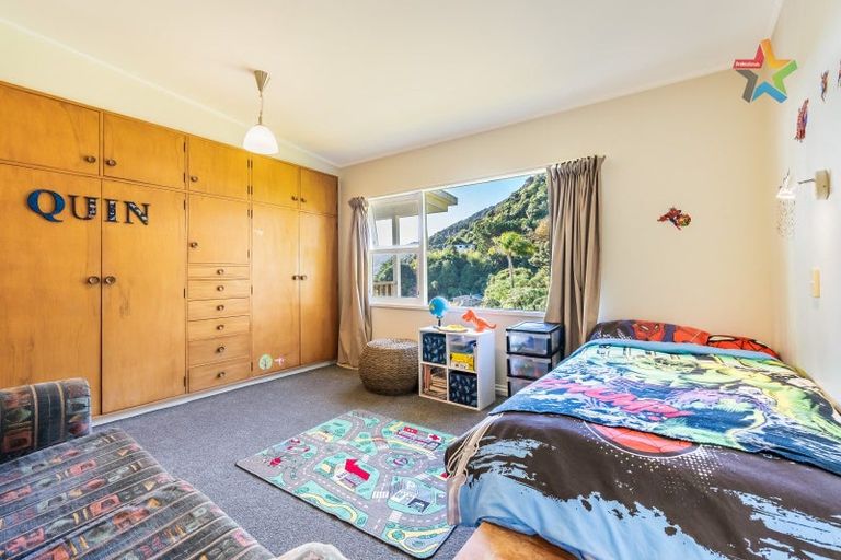Photo of property in 42a Nikau Street, Eastbourne, Lower Hutt, 5013