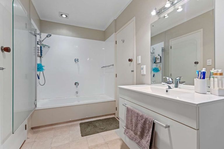 Photo of property in 21 Hastings Street, Te Puke, 3119