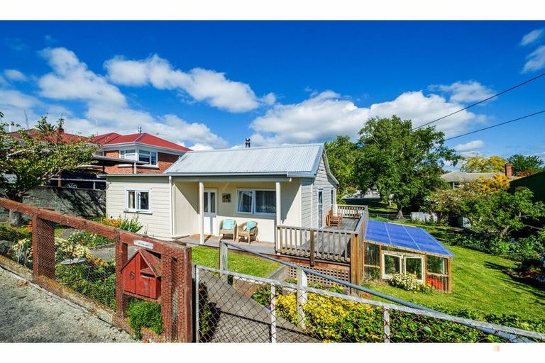 Photo of property in 6 Sutter Street, Seaview, Timaru, 7910