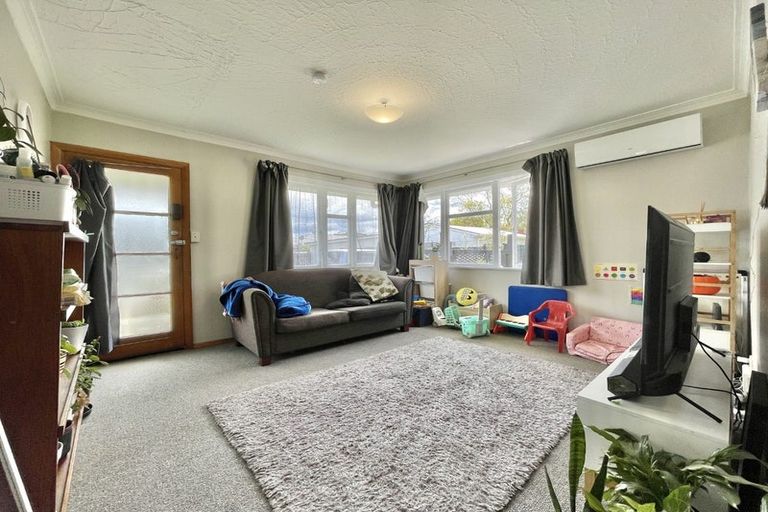 Photo of property in 19 Totara Street, Trentham, Upper Hutt, 5018