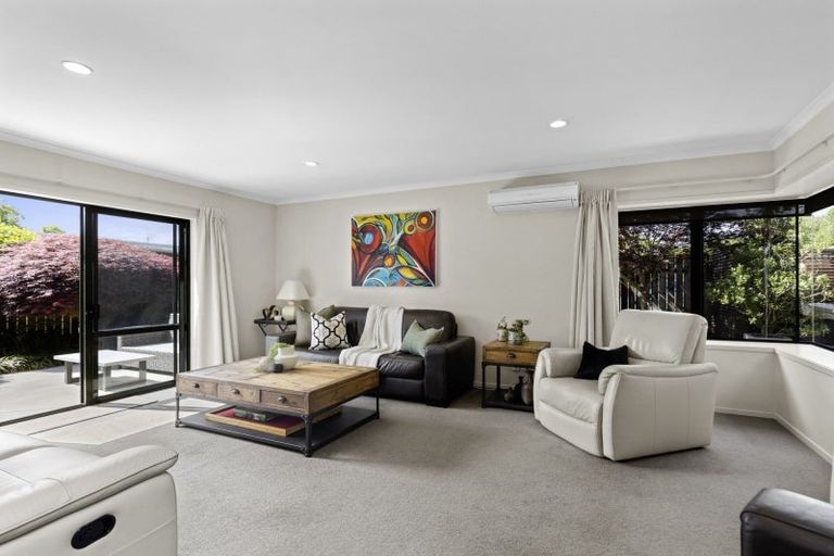 Photo of property in 22 Taylor Street, Cambridge, 3434