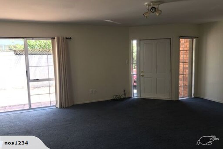 Photo of property in 2/104 Mandeville Street, Riccarton, Christchurch, 8011