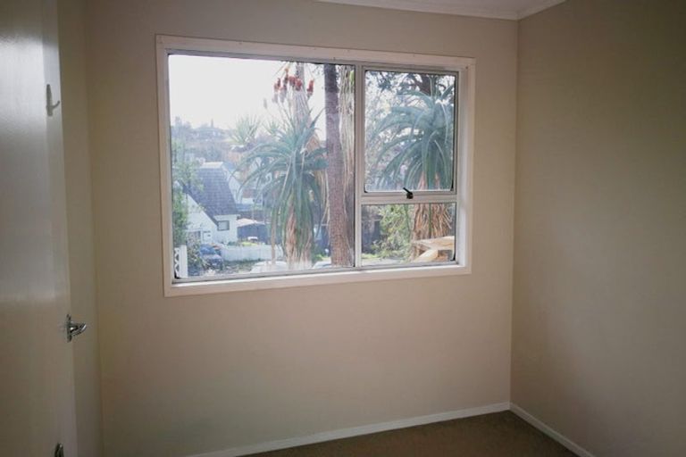 Photo of property in 5 Sari Place, Massey, Auckland, 0614