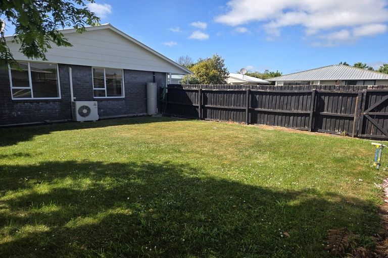 Photo of property in 2/4 Traynor Lane, Avonside, Christchurch, 8061