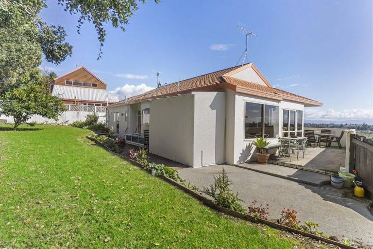 Photo of property in 5 Cynthia Place, Bellevue, Tauranga, 3110