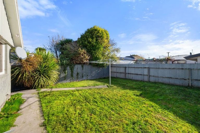 Photo of property in 25 Shetland Street, Woolston, Christchurch, 8062
