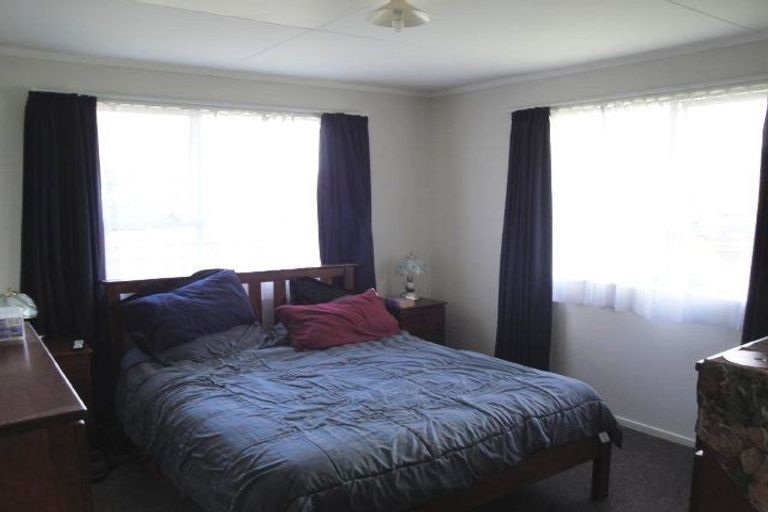 Photo of property in 37 Parakai Street, Paraparaumu, 5032