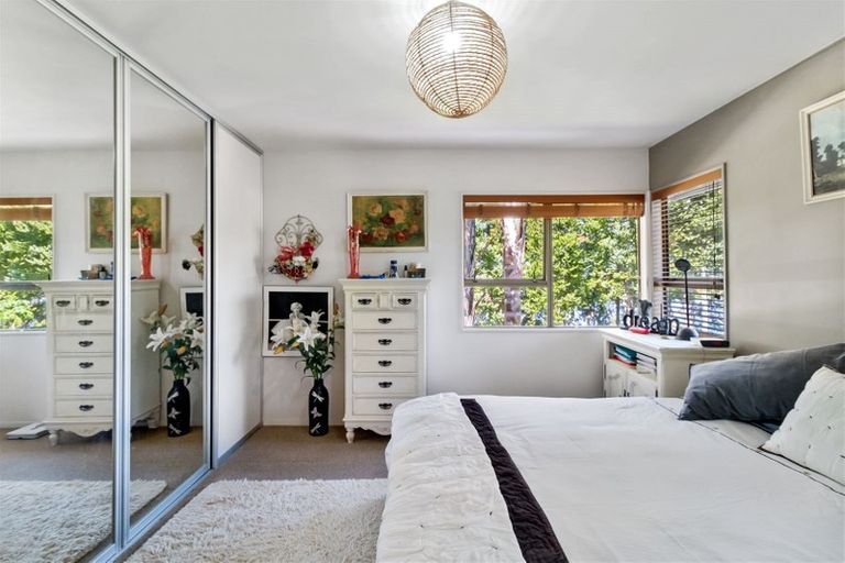 Photo of property in 122 Waireka Place, Whangamata, 3620