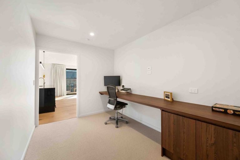 Photo of property in 6 Moonstone Street, Albert Town, 9305