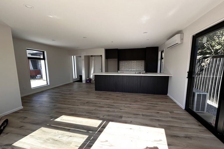 Photo of property in 47a Royal Park Drive, Parklands, Christchurch, 8083