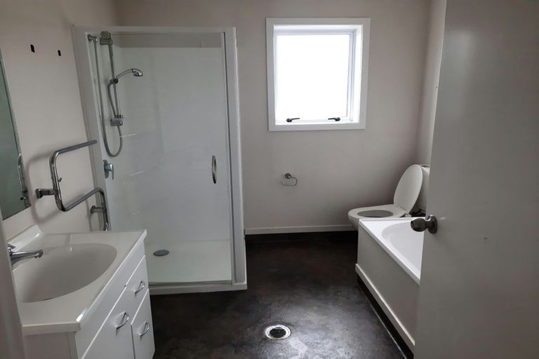 Photo of property in 82 Lothian Crescent, Strathern, Invercargill, 9812