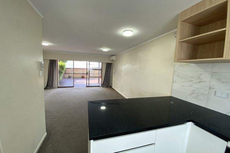 Photo of property in 1/151 Astley Avenue, New Lynn, Auckland, 0600