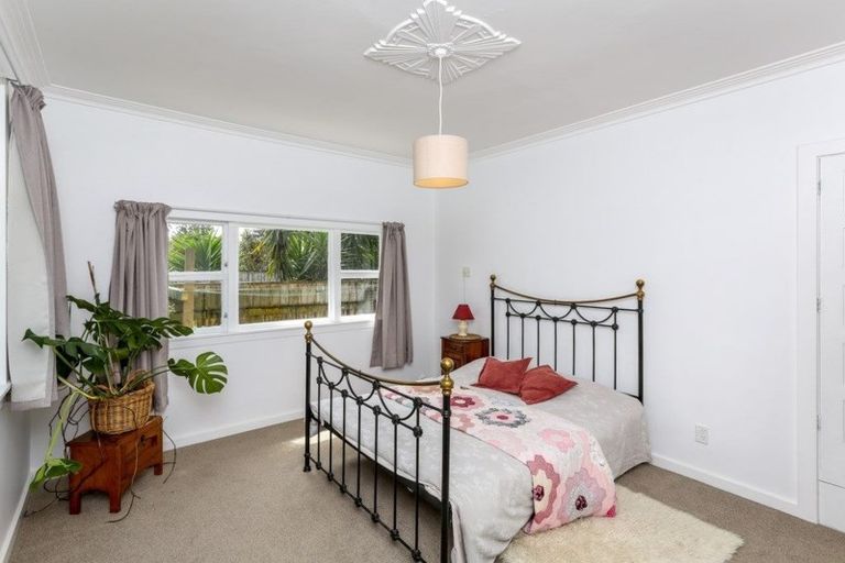 Photo of property in 19a Ropiha Street, Fitzroy, New Plymouth, 4312