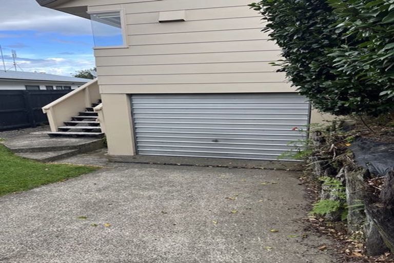 Photo of property in 7b Portland Street, Welcome Bay, Tauranga, 3112