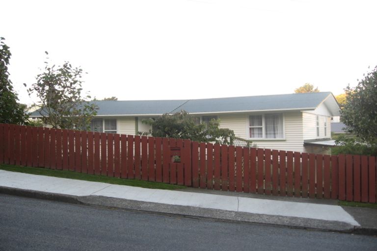 Photo of property in 65 Jillett Street, Titahi Bay, Porirua, 5022