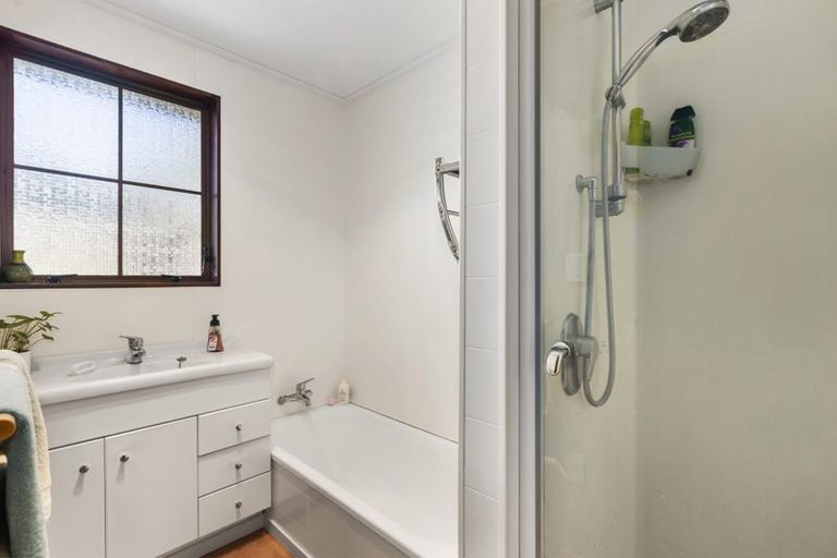 Photo of property in 3 Dart Crescent, Island Bay, Wellington, 6023