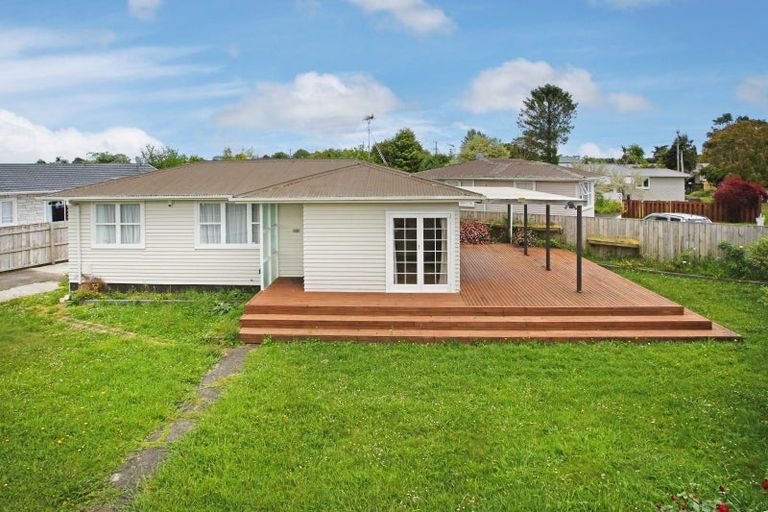 Photo of property in 1/1 Cooper Place, Papakura, 2110