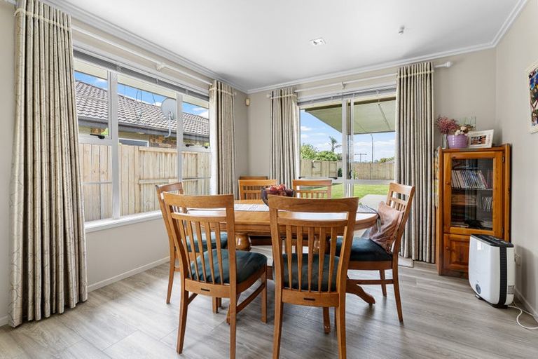 Photo of property in 96 Farringdon Avenue, Rototuna North, Hamilton, 3210