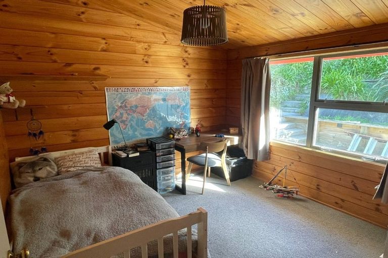 Photo of property in 4 Shackle Lane, Whitby, Porirua, 5024