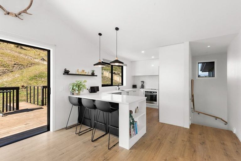 Photo of property in 31 Muster Road, Jacks Point, 9371