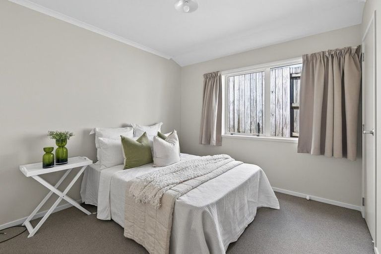 Photo of property in 9 Gina Way, Welcome Bay, Tauranga, 3112