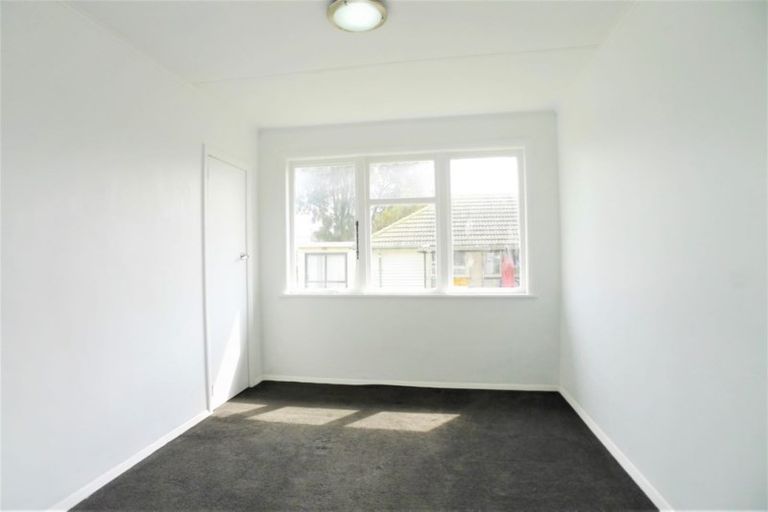 Photo of property in 88 Swaffield Road, Papatoetoe, Auckland, 2025