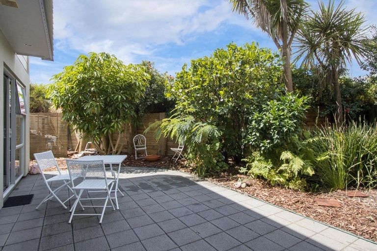 Photo of property in 27 Tory Way, Omokoroa, 3114