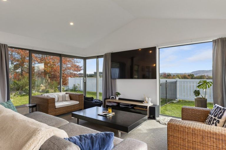Photo of property in 112 Harakeke Drive, Wharewaka, Taupo, 3330