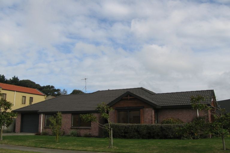 Photo of property in 4 San Vito Place, Paraparaumu Beach, Paraparaumu, 5032