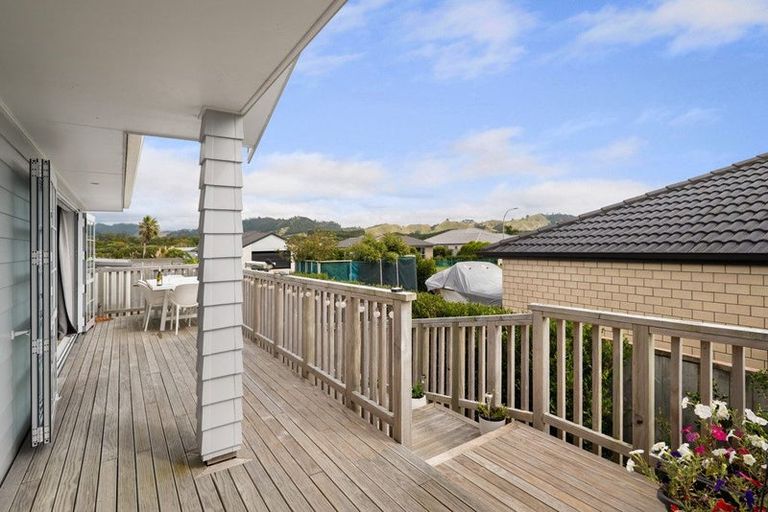 Photo of property in 6 Reel Road, Athenree, Waihi Beach, 3611