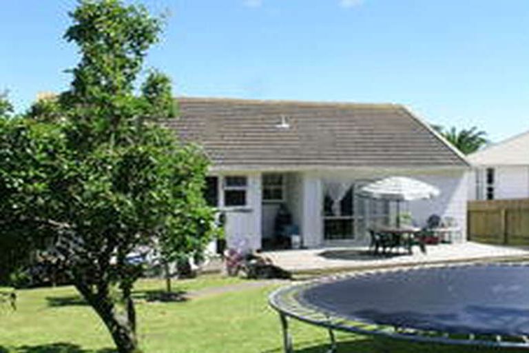 Photo of property in 56 Arahura Crescent, Waitangirua, Porirua, 5024