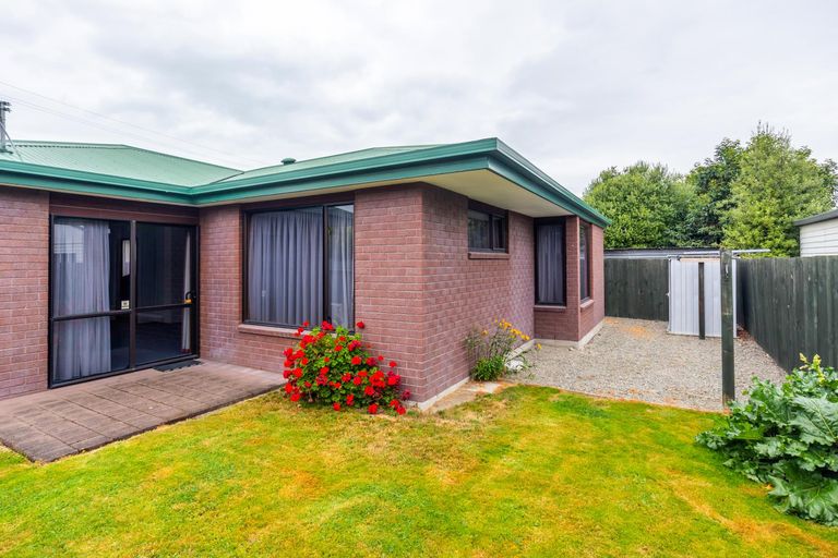 Photo of property in 32 Flatman Crescent, Geraldine, 7930