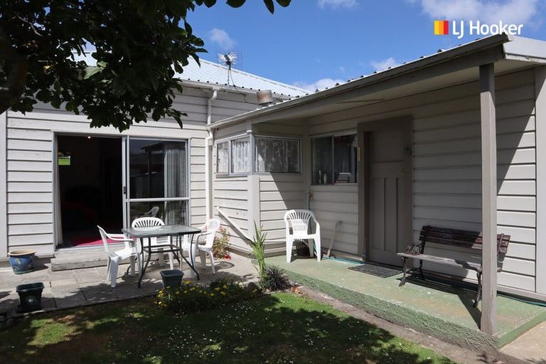 Photo of property in 48 Melbourne Street, South Dunedin, Dunedin, 9012