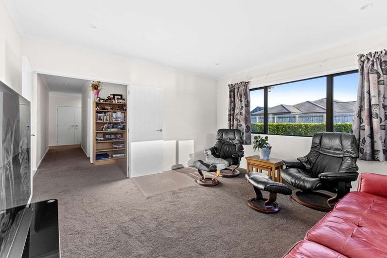 Photo of property in 48 Papawhero Drive, Bell Block, New Plymouth, 4312