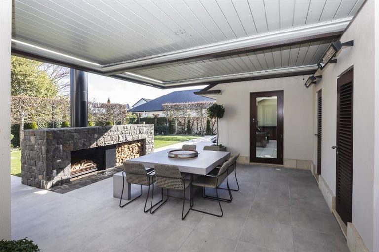 Photo of property in 87 Merivale Lane, Merivale, Christchurch, 8014