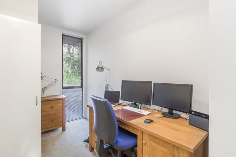 Photo of property in 297 Titirangi Road, Titirangi, Auckland, 0604