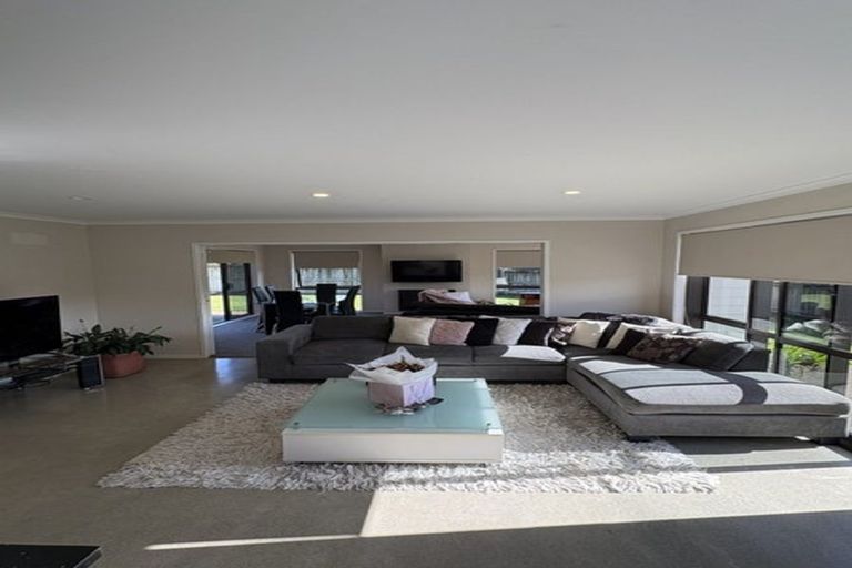 Photo of property in 2 Alva Glen Place, Pyes Pa, Tauranga, 3112