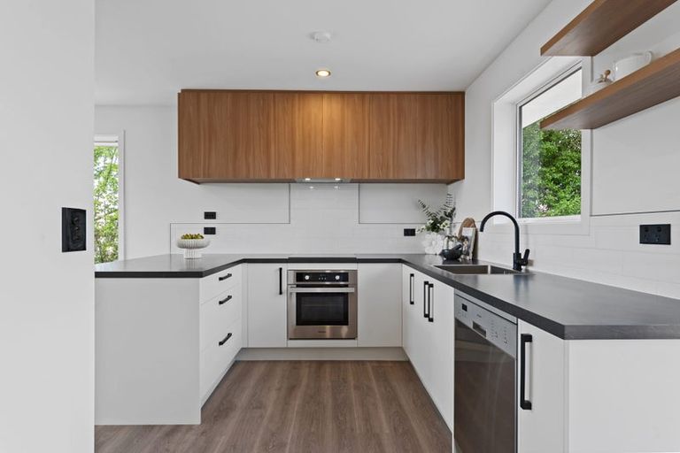 Photo of property in 17 Roberts Road, Hei Hei, Christchurch, 8042