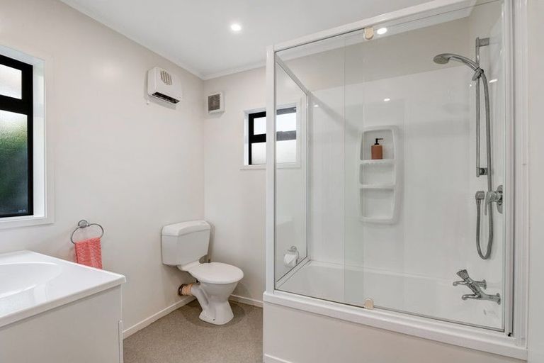 Photo of property in 1/9 Kowhai Road, Mairangi Bay, Auckland, 0630