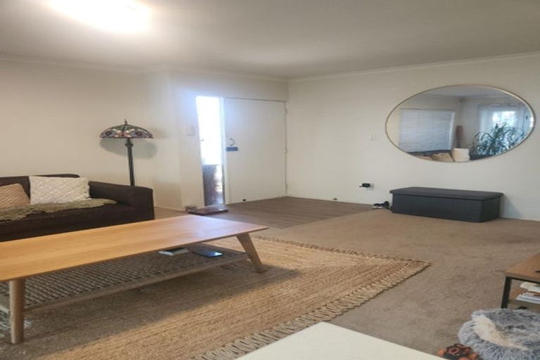 Photo of property in 1/132 Victoria Road, Devonport, Auckland, 0624