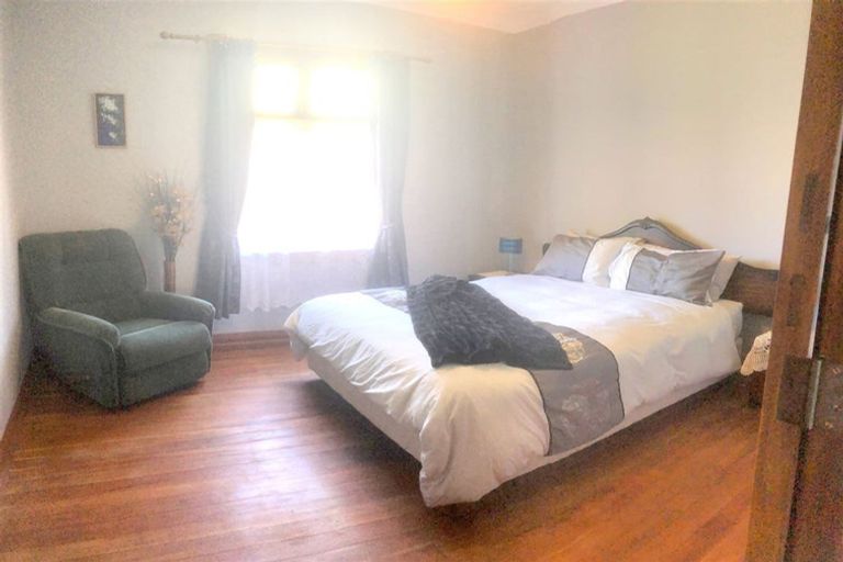 Photo of property in 1 Tavistock Place, Waipukurau, 4200