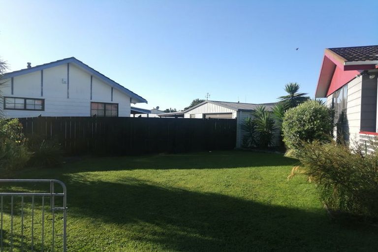 Photo of property in 21 Cargill Grove, Kelvin Grove, Palmerston North, 4414
