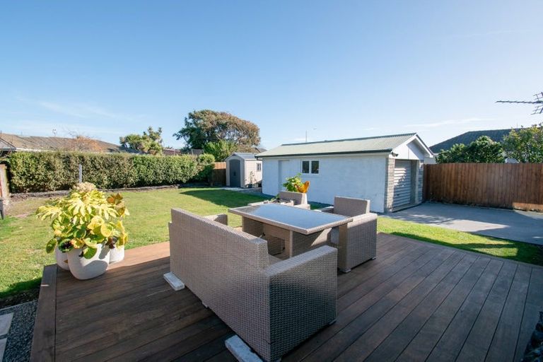 Photo of property in 4 Cromer Place, New Brighton, Christchurch, 8062